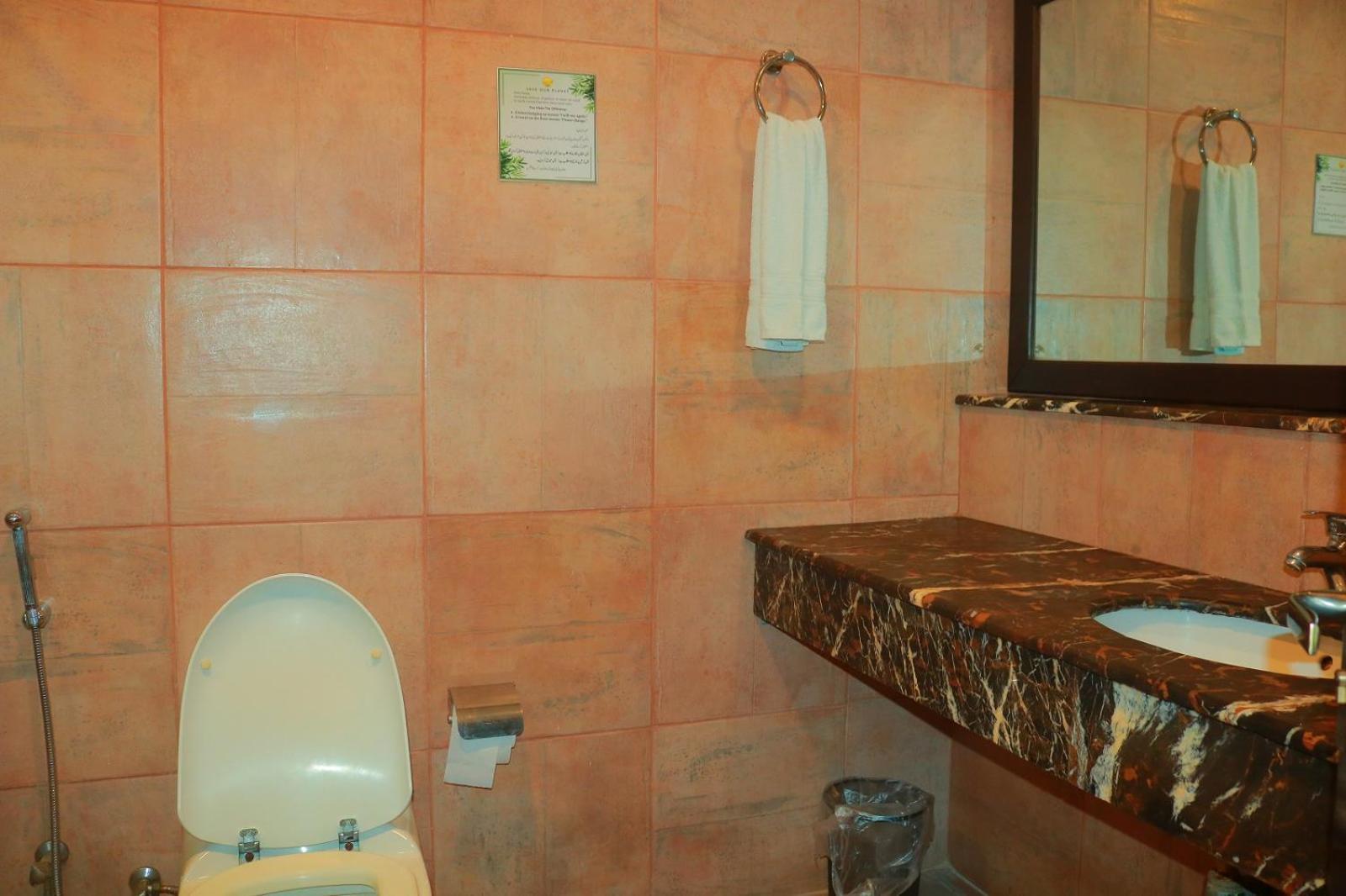 Safari Club 1 Hotel Равалпинди Екстериор снимка