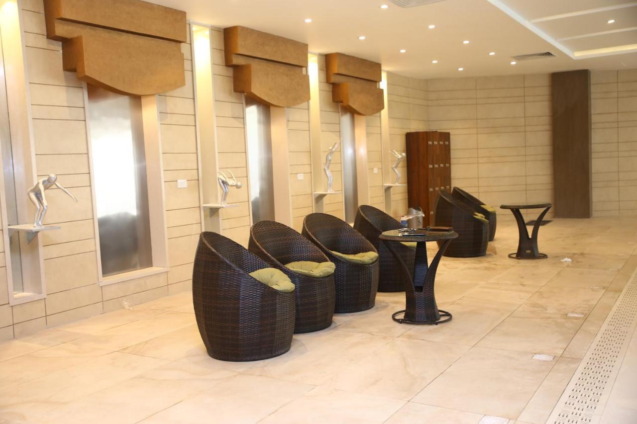 Safari Club 1 Hotel Равалпинди Екстериор снимка